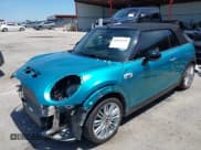 ✅ 2017 MINI Convertible Cooper S • VIN: WMWWG9C30H3C80917 • Lot: 42227320. Wystawiony na IAAI z przebiegiem 38 490 mil. Bezpłatny archiwum sprzedaży aukcyjnych z USA i szczegółowy raport historii pojazdu na DreamBid. Zdjęcie 20.