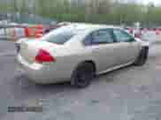 2012 Chevrolet Impala Police Police z VIN 2G1WD5E37C1202978, wystawiony jako IAAI lot #42106770 z przebiegiem 198 664 mil mil oraz . Historia ofert i sprzedaży dostępna na DreamBid. Obrazek 4.