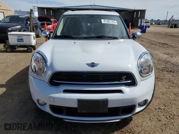 ✅ 2015 MINI Countryman S • VIN: WMWZC5C55FWP44196 • Лот: 81881255. Опубликован ранее на Copart с пробегом 68 379 миль. Бесплатный доступ к архиву аукционных продаж из США и подробный отчёт об истории автомобиля на DreamBid. Изображение 5.