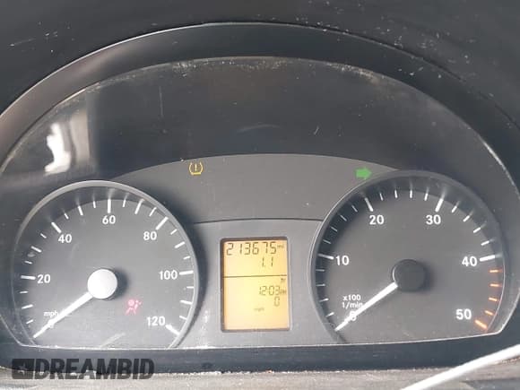 ✅ 2014 Mercedes-Benz Sprinter Cargo • VIN: WD3PE7DC5E5826652 • Лот: 41674834. Опубликован ранее на IAAI с пробегом 213 675 миль. Бесплатный доступ к архиву аукционных продаж из США и подробный отчёт об истории автомобиля на DreamBid. Изображение 7.