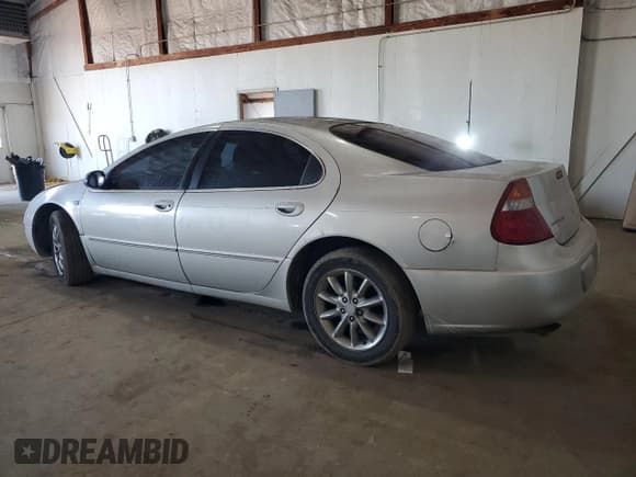 ✅ 2003 Chrysler 300M M • VIN: 2C3HE66G93H567629 • Lot: 45665145. Listed on Copart with 193,347 mi. Free auction sales archive from the USA and detailed vehicle history report at DreamBid. Image 2.