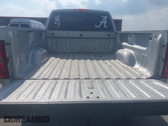 ✅ 2011 Chevrolet Silverado 1500 LS • VIN: 1GCRKREA4BZ421998 • Lot: 42973335. Listed on IAAI with 135,098 mi. Free auction sales archive from the USA and detailed vehicle history report at DreamBid. Image 17.