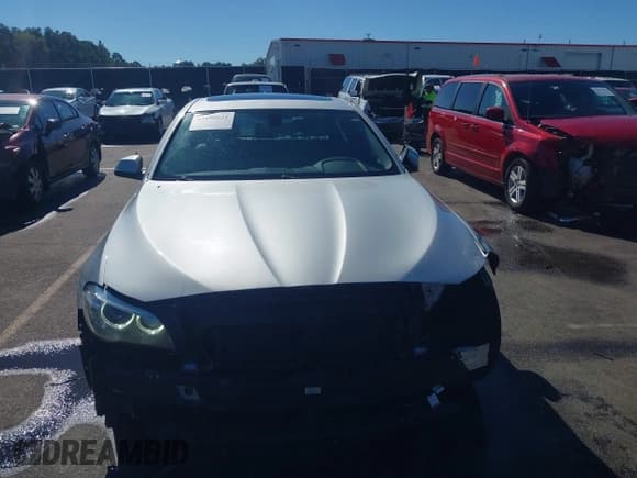 ✅ 2016 BMW 5 Series 528i • VIN: WBA5A5C5XGD526062 • Lot: 43490621. Listed on IAAI with 132,337 mi. Free auction sales archive from the USA and detailed vehicle history report at DreamBid. Image 13.