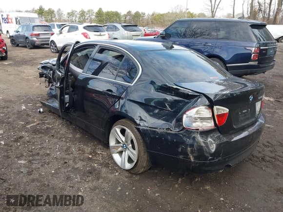 ✅ 2008 BMW 3 Series 335i • VIN: WBAVB77508NJ97001 • Лот: 41880489. Опубликован ранее на IAAI с пробегом 181 518 миль. Бесплатный доступ к архиву аукционных продаж из США и подробный отчёт об истории автомобиля на DreamBid. Изображение 3.