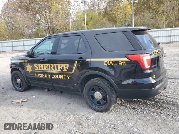 ✅ 2017 Ford Police Interceptor Utility • VIN: 1FM5K8AR4HGC90351 • Lot: 89809775. Listed on Copart with 140,877 mi. Free auction sales archive from the USA and detailed vehicle history report at DreamBid. Image 2.
