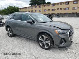 ✅ 2021 Audi Q3 S line Premium • VIN: WA1DECF34M1093671 • Lot: 87454005. Wystawiony na Copart z przebiegiem 52 170 mil. Bezpłatny archiwum sprzedaży aukcyjnych z USA i szczegółowy raport historii pojazdu na DreamBid. Zdjęcie 4.