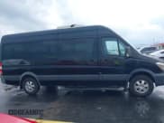 ✅ 2014 Mercedes-Benz Sprinter Passenger • VIN: WDZPE8CD1E5884005 • Lot: 43184369. Wystawiony na IAAI z przebiegiem 378 703 mil. Bezpłatny archiwum sprzedaży aukcyjnych z USA i szczegółowy raport historii pojazdu na DreamBid. Zdjęcie 13.