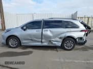 ✅ 2022 Toyota Sienna XLE • VIN: 5TDJRKEC9NS124250 • Lot: 43582995. Wystawiony na IAAI z przebiegiem 6 124 mil. Bezpłatny archiwum sprzedaży aukcyjnych z USA i szczegółowy raport historii pojazdu na DreamBid. Zdjęcie 15.