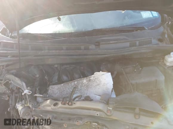 ✅ 2012 Toyota Highlander • VIN: 5TDBK3EH4CS101837 • Лот: 43061938. Опубликован ранее на IAAI с пробегом 176 191 миль. Бесплатный доступ к архиву аукционных продаж из США и подробный отчёт об истории автомобиля на DreamBid. Изображение 10.