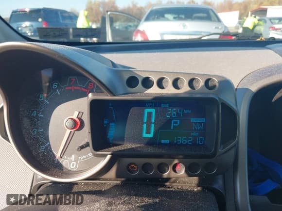 ✅ 2014 Chevrolet Sonic LT • VIN: 1G1JC5SH0E4228312 • Lot: 43579562. Listed on IAAI with 136,210 mi. Free auction sales archive from the USA and detailed vehicle history report at DreamBid. Image 7.