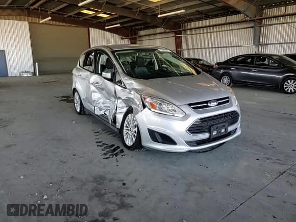 ✅ 2018 Ford C-Max SE • VIN: 1FADP5AU0JL100763 • Lot: 71281365. Wystawiony na Copart z przebiegiem 77 912 mil. Bezpłatny archiwum sprzedaży aukcyjnych z USA i szczegółowy raport historii pojazdu na DreamBid. Zdjęcie 13.