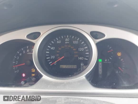 2007 Toyota Highlander z VIN JTEGD21A970162964, wystawiony jako IAAI lot #43024821 z przebiegiem 235 884 mil mil oraz . Historia ofert i sprzedaży dostępna na DreamBid. Obrazek 7.