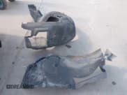 ✅ 2019 Aston Martin Vantage • VIN: SCFSMGAW4KGN01848 • Lot: 42032076. Wystawiony na IAAI z przebiegiem 54 469 mil. Bezpłatny archiwum sprzedaży aukcyjnych z USA i szczegółowy raport historii pojazdu na DreamBid. Zdjęcie 12.