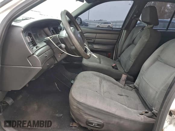 ✅ 2009 Ford Police Interceptor • VIN: 2FAHP71V39X144728 • Lot: 93423455. Listed on Copart with Not provided. Free auction sales archive from the USA and detailed vehicle history report at DreamBid. Image 7.