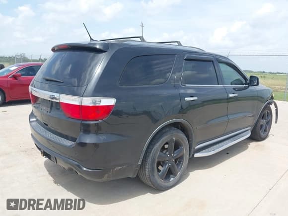 ✅ 2013 Dodge Durango Citadel • VIN: 1C4SDHET8DC687571 • Lot: 42750030. Listed on IAAI with 257,812 mi. Free auction sales archive from the USA and detailed vehicle history report at DreamBid. Image 4.