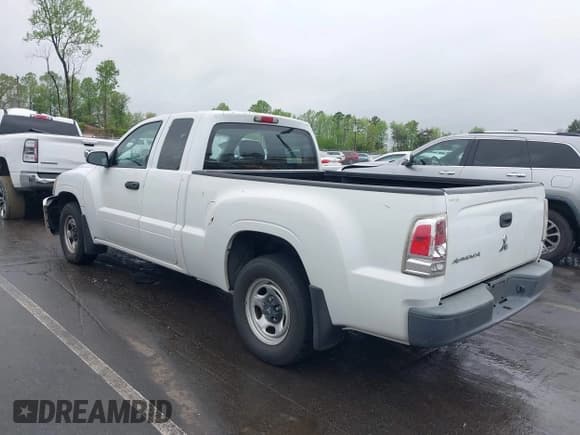 ✅ 2007 Mitsubishi Raider LS • VIN: 1Z7HC22K87S217299 • Lot: 41983047. Listed on IAAI with 147,721 mi. Free auction sales archive from the USA and detailed vehicle history report at DreamBid. Image 3.