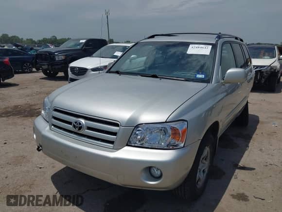 2006 Toyota Highlander с VIN JTEGD21A560141009, выставлен на аукционе IAAI как лот 42484642 с пробегом 172 254 миль миль и . История ставок и продаж доступна на DreamBid. Изображение 2.