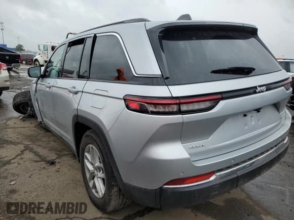 ✅ 2025 Jeep Grand Cherokee Altitude X • VIN: 1C4RJHAG9SC301270 • Lot: 61671705. Listed on Copart with 3,793 mi. Free auction sales archive from the USA and detailed vehicle history report at DreamBid. Image 2.