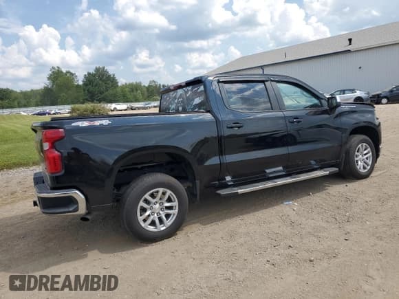 ✅ 2021 Chevrolet Silverado 1500 LT • VIN: 3GCPYJEK1MG338757 • Lot: 68638755. Wystawiony na Copart z przebiegiem 46 094 mil. Bezpłatny archiwum sprzedaży aukcyjnych z USA i szczegółowy raport historii pojazdu na DreamBid. Zdjęcie 3.