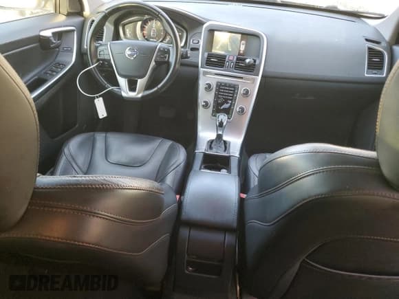 ✅ 2017 Volvo XC60 Dynamic • VIN: YV449MRR0H2204469 • Lot: 86513605. Listed on Copart with 94,955 mi. Free auction sales archive from the USA and detailed vehicle history report at DreamBid. Image 8.