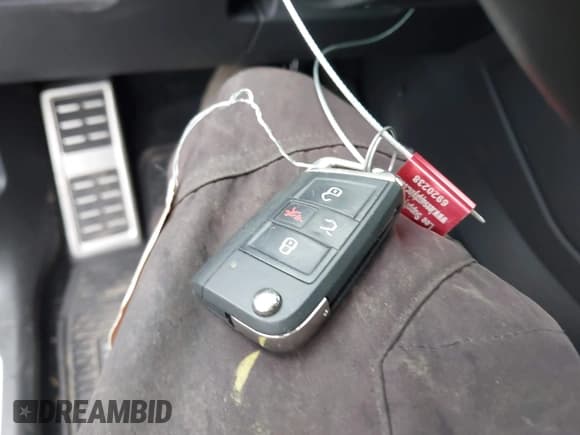 ✅ 2021 Volkswagen Tiguan SE • VIN: 3VV2B7AX1MM134933 • Lot: 43016169. Wystawiony na IAAI z przebiegiem 60 941 mil. Bezpłatny archiwum sprzedaży aukcyjnych z USA i szczegółowy raport historii pojazdu na DreamBid. Zdjęcie 11.