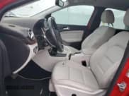 ✅ 2014 Mercedes-Benz B Electric Drive • VIN: WDDVP9ABXEJ003839 • Lot: 53499135. Listed on Copart with 33,918 mi. Free auction sales archive from the USA and detailed vehicle history report at DreamBid. Image 7.