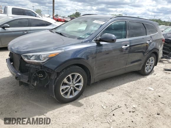 ✅ 2018 Hyundai Santa Fe SE • VIN: KM8SMDHF6JU260678 • Лот: 70190325. Опубликован ранее на Copart с пробегом 146 936 миль. Бесплатный доступ к архиву аукционных продаж из США и подробный отчёт об истории автомобиля на DreamBid. Изображение 1.