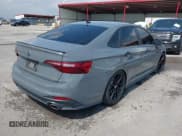 ✅ 2024 Volkswagen Jetta 40th Anniversary Edition • VIN: 3VW9T7BUXRM021579 • Lot: 42166630. Wystawiony na IAAI z przebiegiem 24 690 mil. Bezpłatny archiwum sprzedaży aukcyjnych z USA i szczegółowy raport historii pojazdu na DreamBid. Zdjęcie 4.