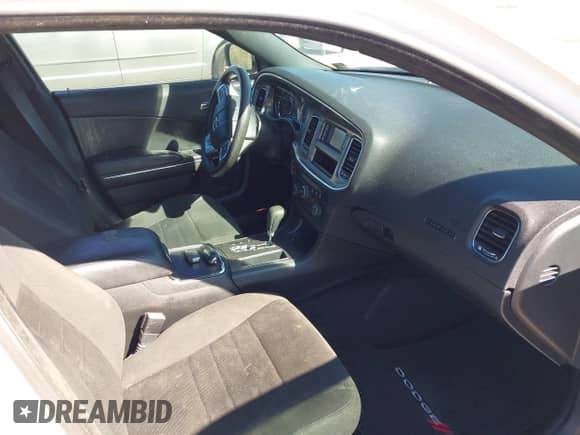 2014 Dodge Charger SE z VIN 2C3CDXBGXEH192877, wystawiony jako IAAI lot #43593648 z przebiegiem 232 537 mil mil oraz . Historia ofert i sprzedaży dostępna na DreamBid. Obrazek 5.