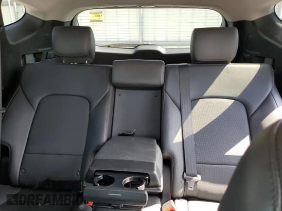 ✅ 2018 Hyundai Santa Fe Ultimate • VIN: 5XYZWDLAXJG504990 • Лот: 60374183. Опубликован ранее на Copart с пробегом 78 868 миль. Бесплатный доступ к архиву аукционных продаж из США и подробный отчёт об истории автомобиля на DreamBid. Изображение 10.