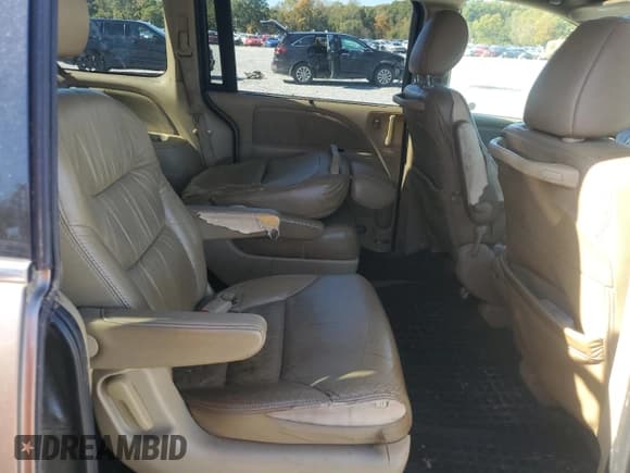 ✅ 2010 Honda Odyssey EX-L • VIN: 5FNRL3H67AB076181 • Лот: 87393285. Опубликован ранее на Copart с пробегом 223 916 миль. Бесплатный доступ к архиву аукционных продаж из США и подробный отчёт об истории автомобиля на DreamBid. Изображение 11.