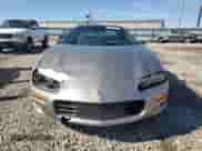 2002 Chevrolet Camaro z VIN 2G1FP22K622139026, wystawiony jako Copart lot #43543835 z przebiegiem 239 582 mil mil oraz Szkoda całkowita • Salvage title. Historia ofert i sprzedaży dostępna na DreamBid. Obrazek 5.