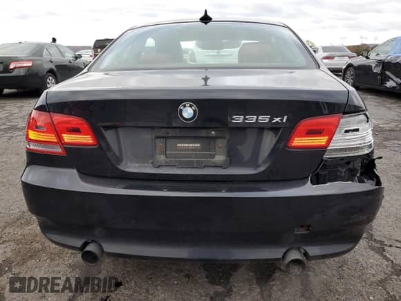 2008 BMW 3 Series 335xi с VIN WBAWC73558E064516, выставлен на аукционе Copart как лот 90809775 с пробегом 121 611 миль миль и Списание • Salvage title. История ставок и продаж доступна на DreamBid. Изображение 6.