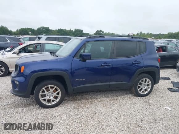 ✅ 2019 Jeep Renegade Latitude • VIN: ZACNJBBB3KPK65437 • Lot: 43009590. Wystawiony na IAAI z przebiegiem 72 126 mil. Bezpłatny archiwum sprzedaży aukcyjnych z USA i szczegółowy raport historii pojazdu na DreamBid. Zdjęcie 14.