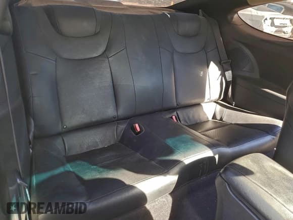 ✅ 2010 Hyundai Genesis Coupe Track • VIN: KMHHU6KH7AU006848 • Lot: 96496455. Listed on Copart with 106,297 mi. Free auction sales archive from the USA and detailed vehicle history report at DreamBid. Image 10.