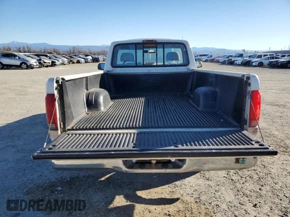 ✅ 1995 Ford F-150 • VIN: 1FTEF15H9SLB24830 • Lot: 41858625. Wystawiony na Copart z przebiegiem 261 557 mil. Bezpłatny archiwum sprzedaży aukcyjnych z USA i szczegółowy raport historii pojazdu na DreamBid. Zdjęcie 10.