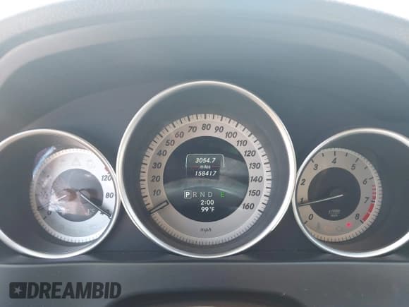 ✅ 2014 Mercedes-Benz C 250 Sport • VIN: WDDGF4HB7EG255887 • Lot: 42526938. Listed on IAAI with 158,417 mi. Free auction sales archive from the USA and detailed vehicle history report at DreamBid. Image 7.