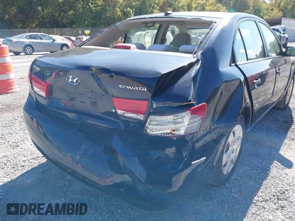 2008 Hyundai Sonata GLS z VIN 5NPET46F38H390767, wystawiony jako IAAI lot #43270355 z przebiegiem 64 974 mil mil oraz . Historia ofert i sprzedaży dostępna na DreamBid. Obrazek 6.