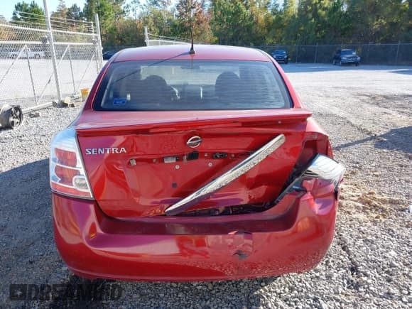 ✅ 2011 Nissan Sentra SR • VIN: 3N1AB6APXBL675148 • Лот: 43637348. Опубликован ранее на IAAI с пробегом 272 241 миль. Бесплатный доступ к архиву аукционных продаж из США и подробный отчёт об истории автомобиля на DreamBid. Изображение 16.