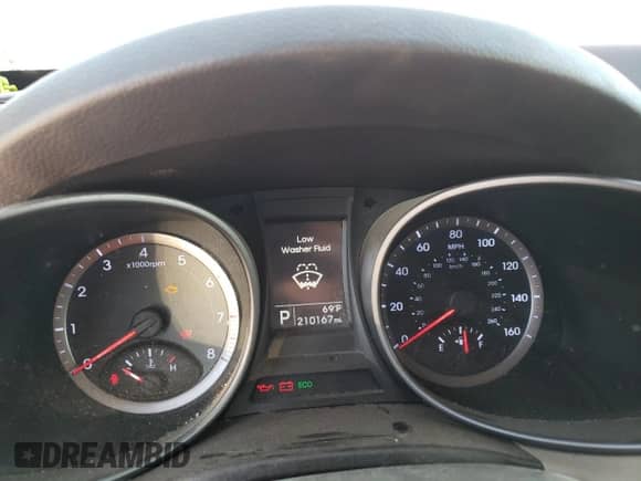 2013 Hyundai Santa Fe Sport с VIN 5XYZUDLB0DG036111, выставлен на аукционе Copart как лот 84478575 с пробегом 210 167 миль миль и Чистый • Clean title. История ставок и продаж доступна на DreamBid. Изображение 9.