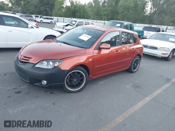 ✅ 2005 Mazda 3 s • VIN: JM1BK143951319394 • Lot: 42707804. Listed on IAAI with 182,611 mi. Free auction sales archive from the USA and detailed vehicle history report at DreamBid. Image 2.