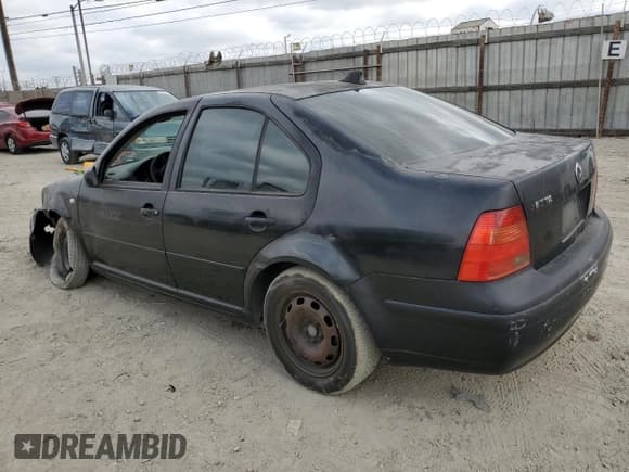 ✅ 1999 Volkswagen Jetta GL • VIN: 3VWRC29M1XM016289 • Lot: 80192555. Listed on Copart with 274,778 mi. Free auction sales archive from the USA and detailed vehicle history report at DreamBid. Image 2.