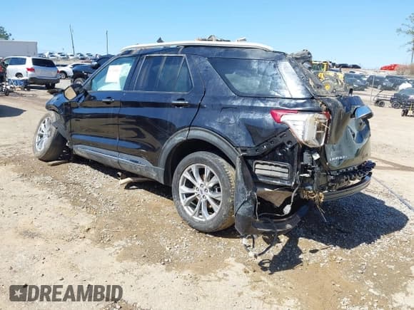 ✅ 2022 Ford Explorer Limited • VIN: 1FMSK7FH1NGA57116 • Lot: 41769249. Wystawiony na IAAI z przebiegiem Nie podano. Bezpłatny archiwum sprzedaży aukcyjnych z USA i szczegółowy raport historii pojazdu na DreamBid. Zdjęcie 3.