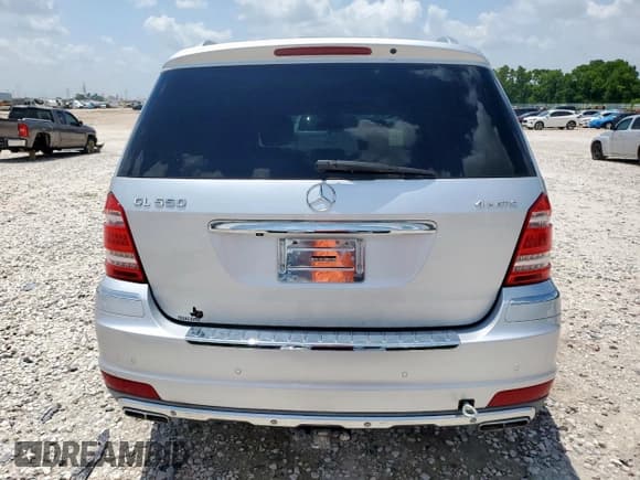 ✅ 2012 Mercedes-Benz GL 550 • VIN: 4JGBF8GE0CA765632 • Lot: 58568905. Wystawiony na Copart z przebiegiem 86 820 mil. Bezpłatny archiwum sprzedaży aukcyjnych z USA i szczegółowy raport historii pojazdu na DreamBid. Zdjęcie 6.