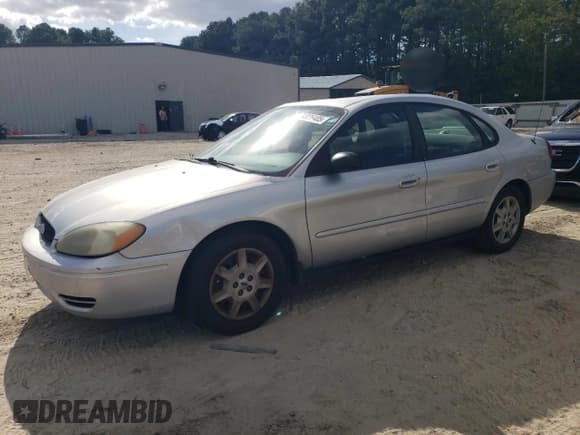 ✅ 2006 Ford Taurus SE • VIN: 1FAFP53UX6A188312 • Lot: 84936405. Listed on Copart with 108,859 mi. Free auction sales archive from the USA and detailed vehicle history report at DreamBid. Image 1.