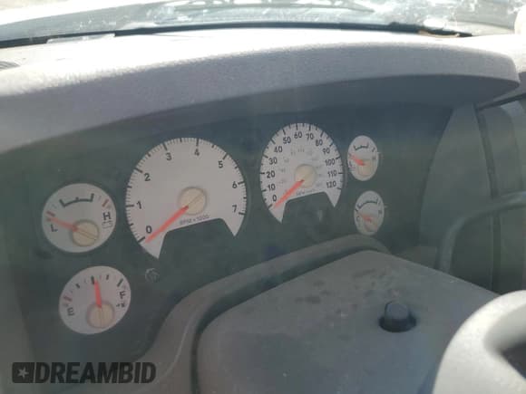 ✅ 2006 Dodge 1500 ST • VIN: 1D7HA18K16J242168 • Лот: 71779364. Опубликован ранее на Copart с пробегом Не указан. Бесплатный доступ к архиву аукционных продаж из США и подробный отчёт об истории автомобиля на DreamBid. Изображение 9.