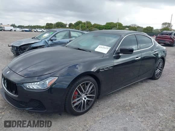 ✅ 2015 Maserati Ghibli S Q4 • VIN: ZAM57RTA1F1139322 • Лот: 42125575. Опубликован ранее на IAAI с пробегом 69 302 миль. Бесплатный доступ к архиву аукционных продаж из США и подробный отчёт об истории автомобиля на DreamBid. Изображение 17.