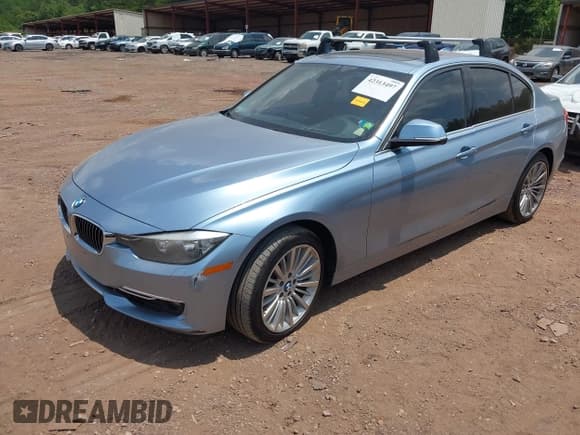 ✅ 2012 BMW 3 Series 328i • VIN: WBA3A5C59CF452834 • Лот: 42313497. Опубликован ранее на IAAI с пробегом 177 718 миль. Бесплатный доступ к архиву аукционных продаж из США и подробный отчёт об истории автомобиля на DreamBid. Изображение 2.