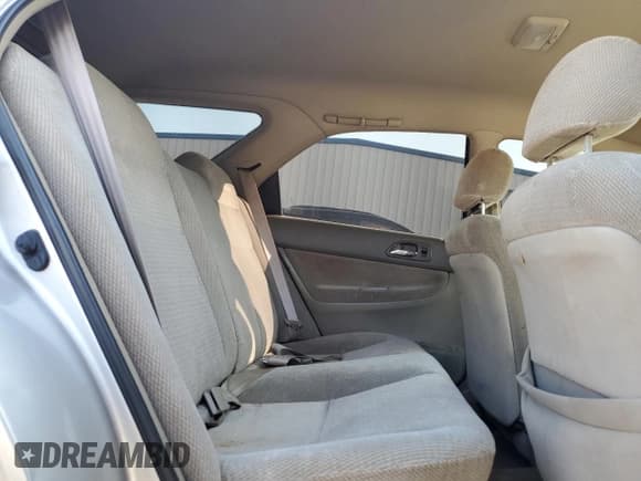 ✅ 1996 Honda Accord LX • VIN: 1HGCE1828TA006915 • Lot: 80608655. Wystawiony na Copart z przebiegiem 195 910 mil. Bezpłatny archiwum sprzedaży aukcyjnych z USA i szczegółowy raport historii pojazdu na DreamBid. Zdjęcie 10.