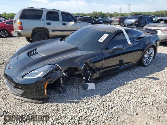 ✅ 2018 Chevrolet Corvette Z06 3LZ • VIN: 1G1YU2D67J5601873 • Lot: 69107155. Listed on Copart with 5,079 mi. Free auction sales archive from the USA and detailed vehicle history report at DreamBid. Image 1.